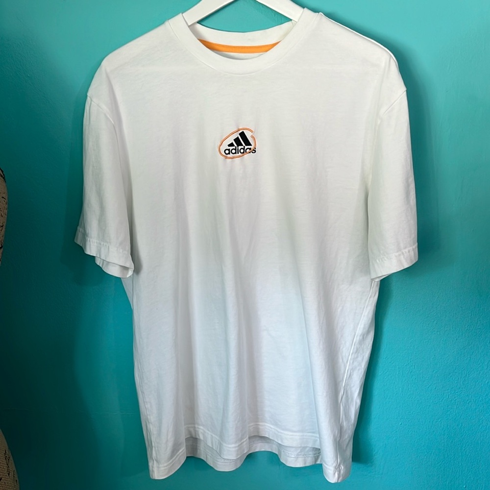 Adidas Streetwear Graphic Short Sleeve Shirt M
